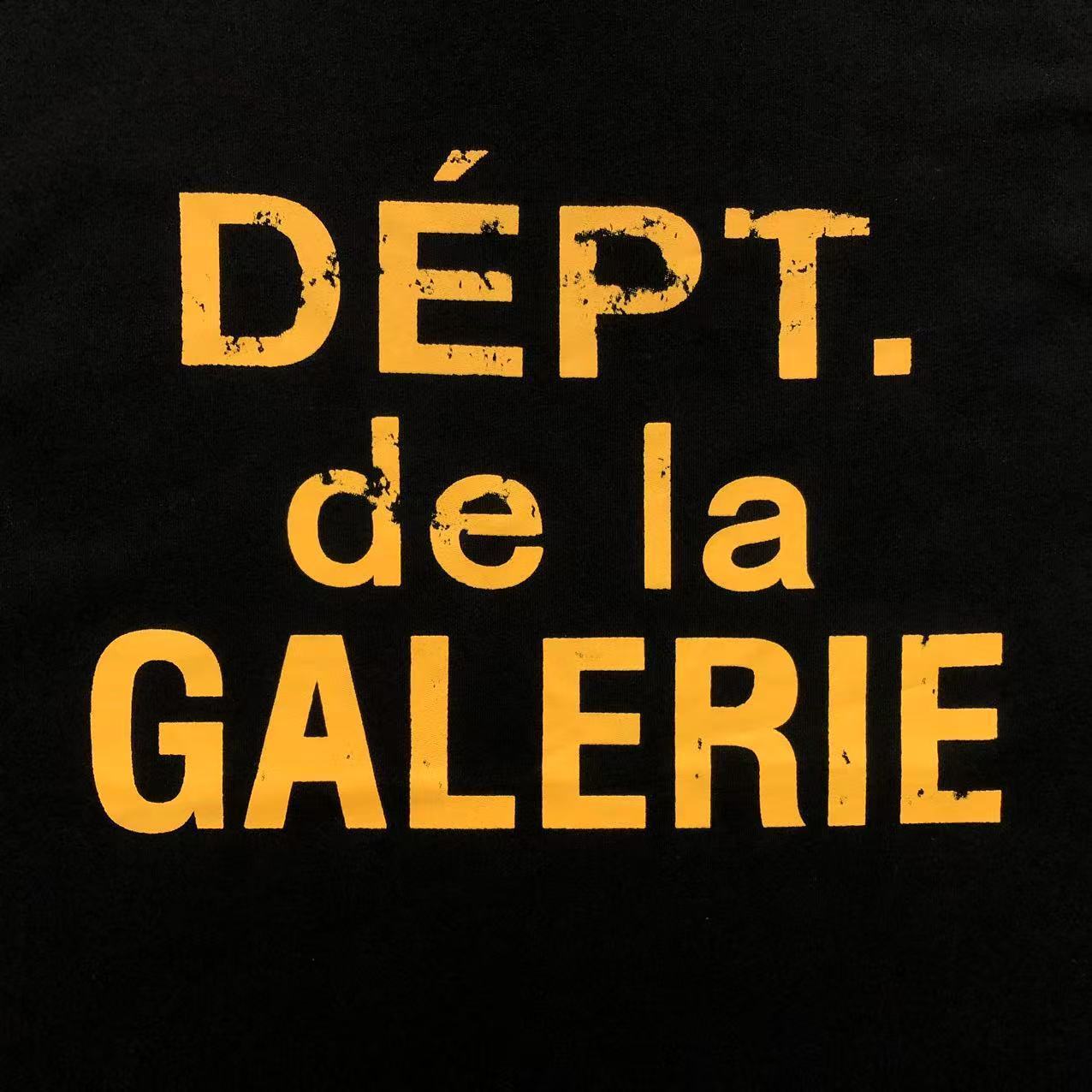 T-shirt GALLERY DEPT