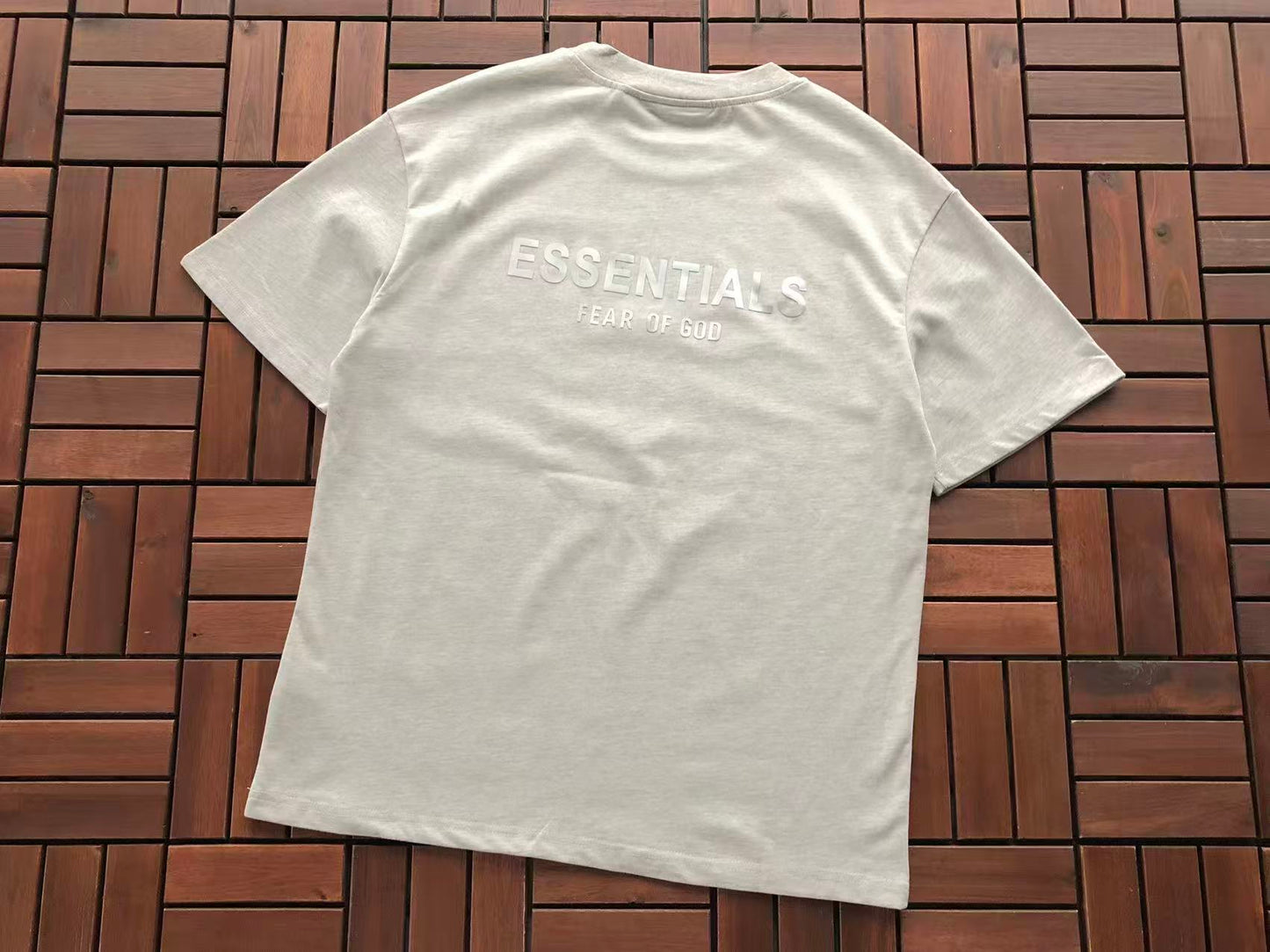 T-Shirts ESSENT