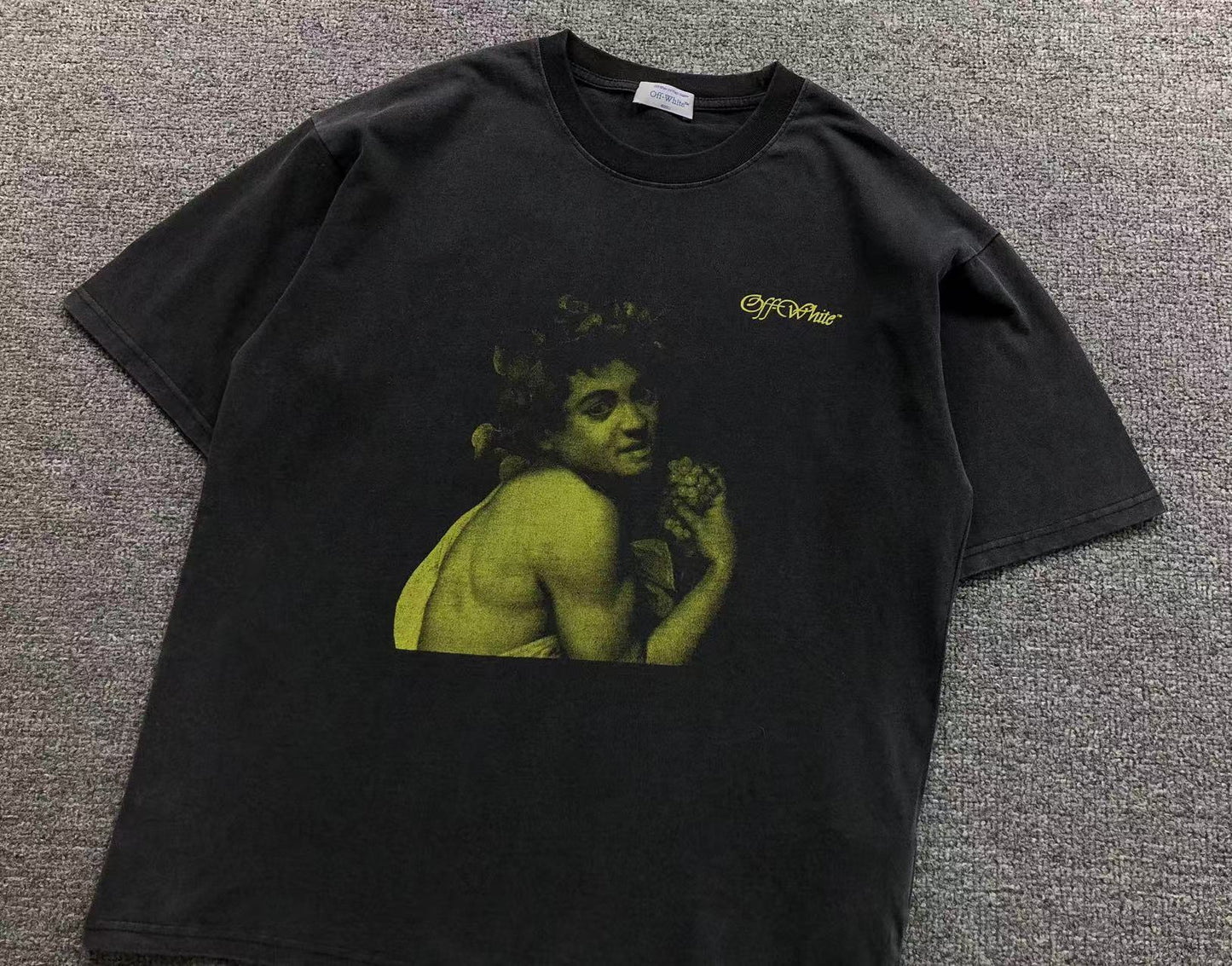 T-shirt Off