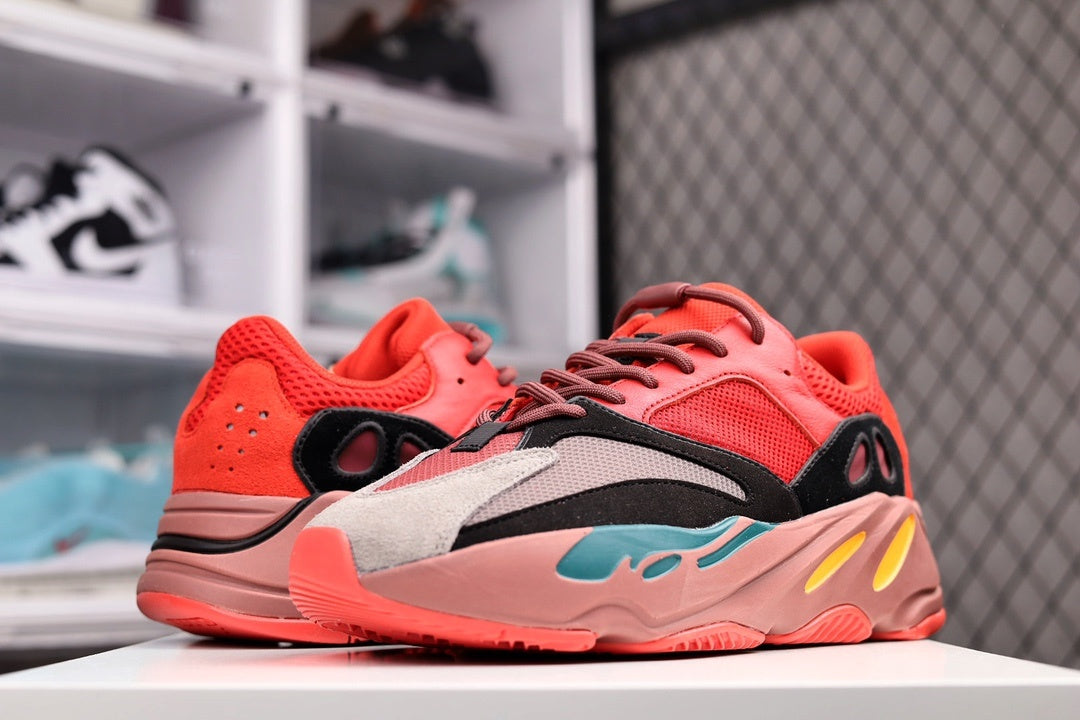 700 Hi-Res Red