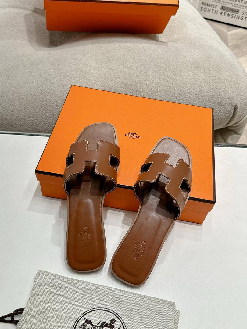 Hermes Chinelos