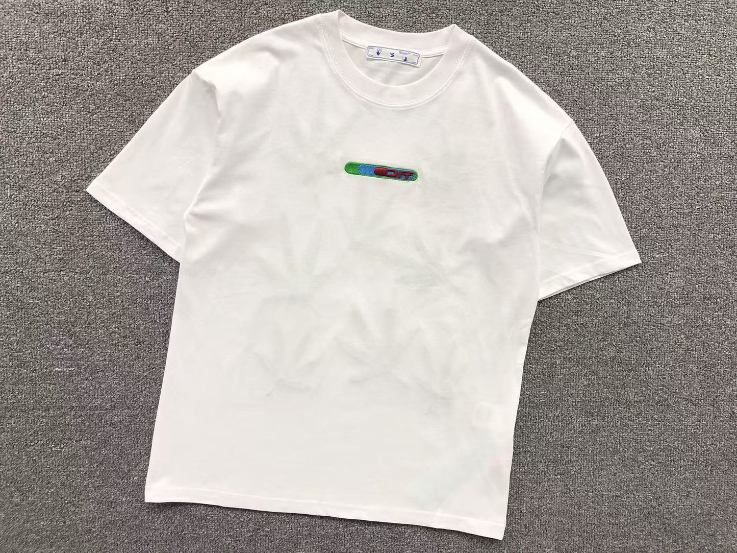 T-shirt Off