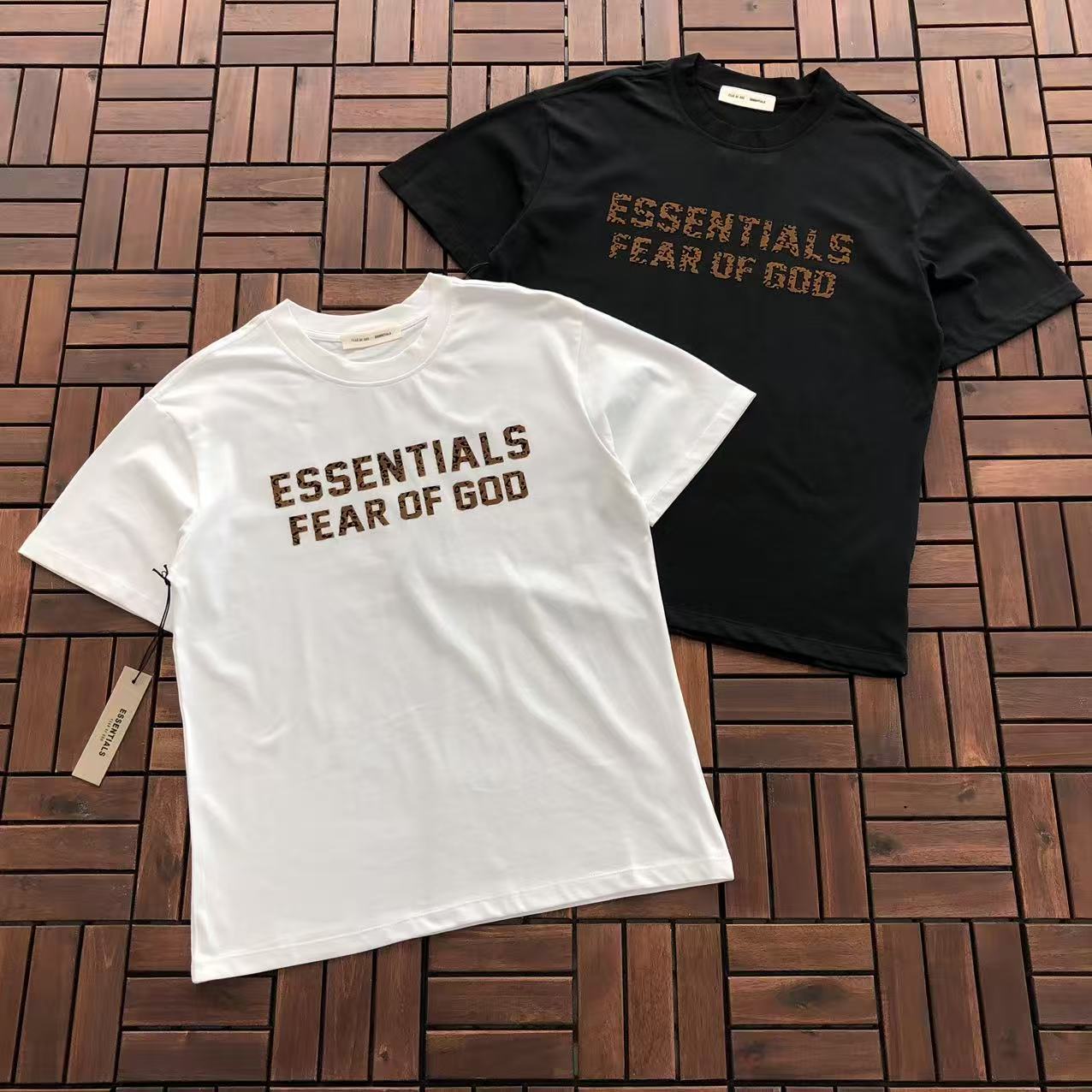 T-Shirts ESSENT