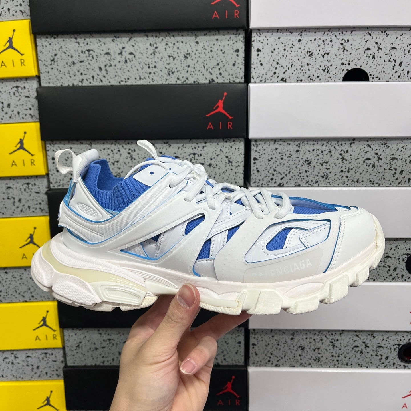 BLG Track White Blue