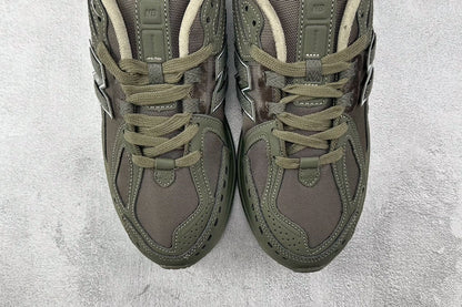 1906 Olive Shadow