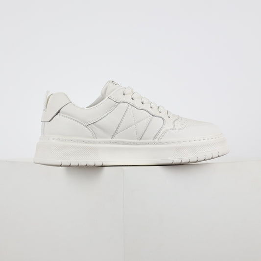 Valentino White