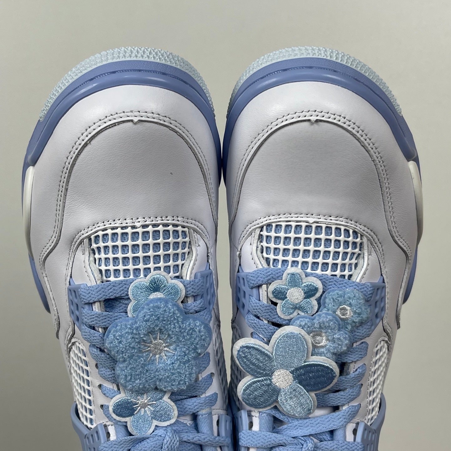 AJ4 Forget Me Not
