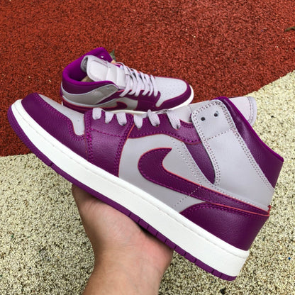 AJ1 MID Magenta