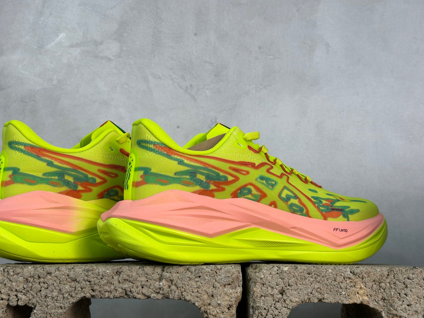 Superblast 3 Yellow/Pink