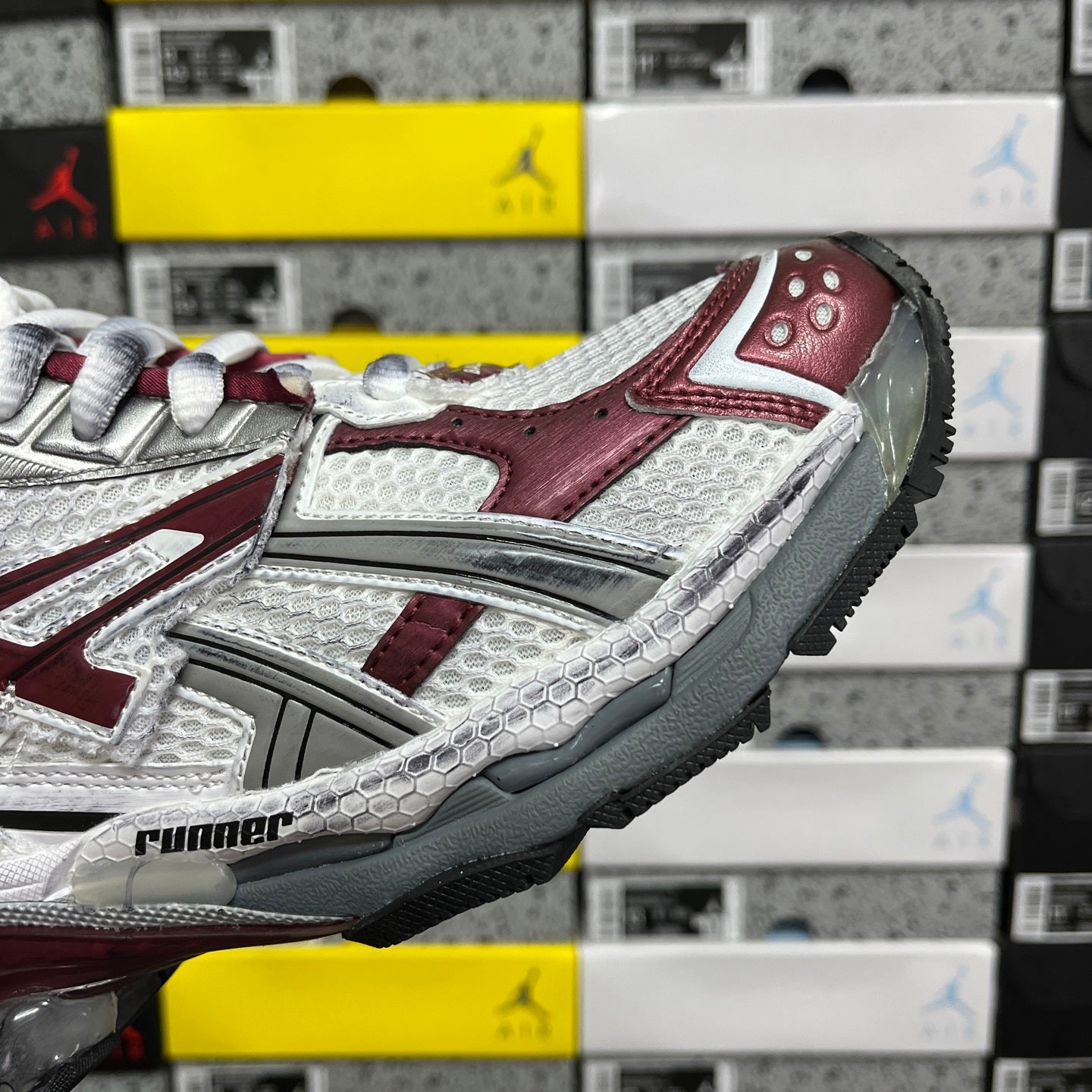 BLG Runner 7.0 White/Begundy/Grey