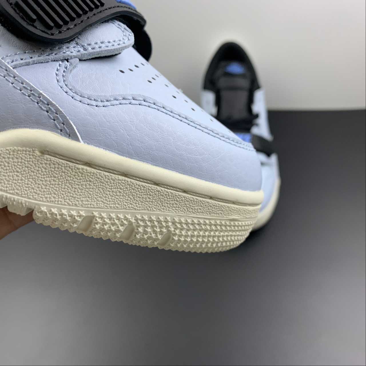 Legacy 312 Pale Blue