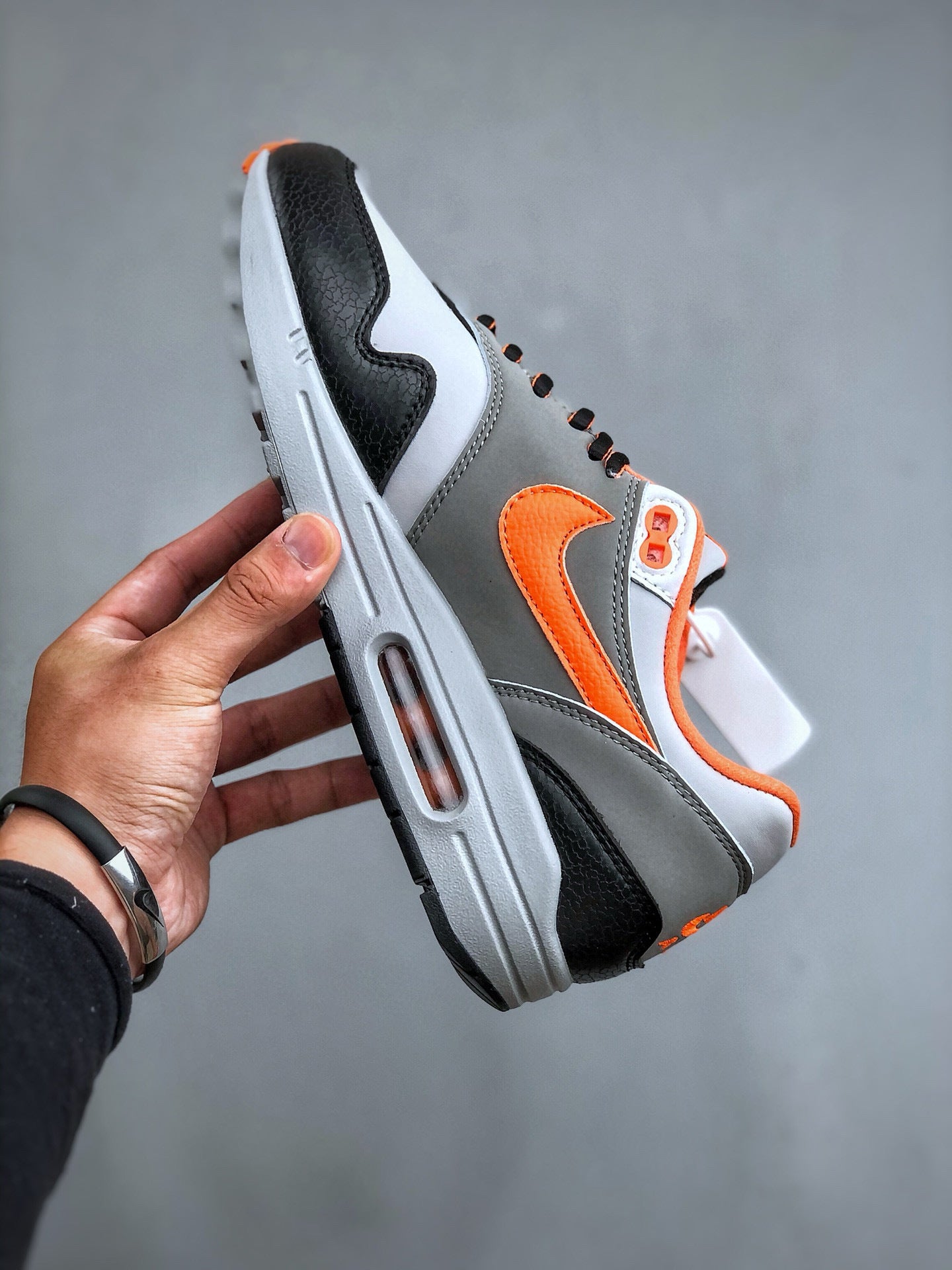 Air Max 1 Brilliant Orange