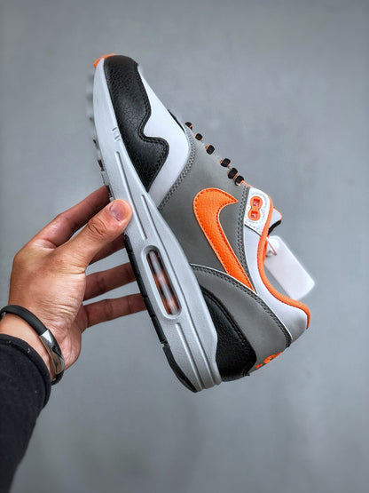 Air Max 1 Brilliant Orange