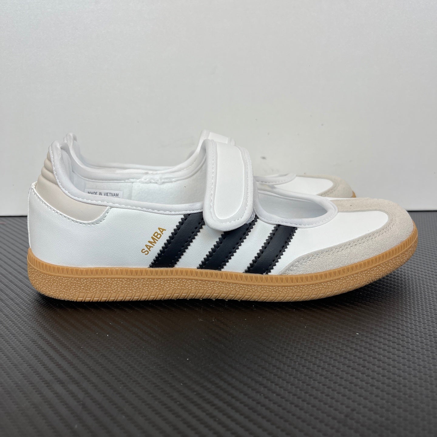 Samba Jane W White Black