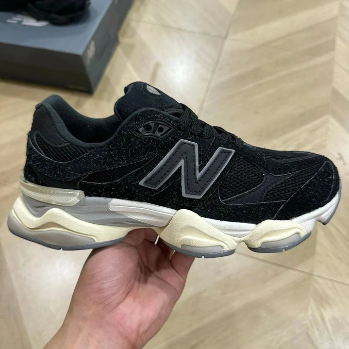 NB 9060 Black Sea Salt