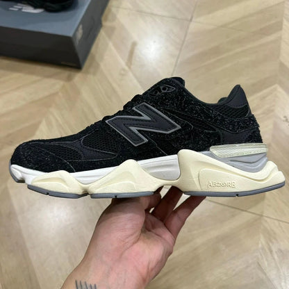 NB 9060 Black Sea Salt