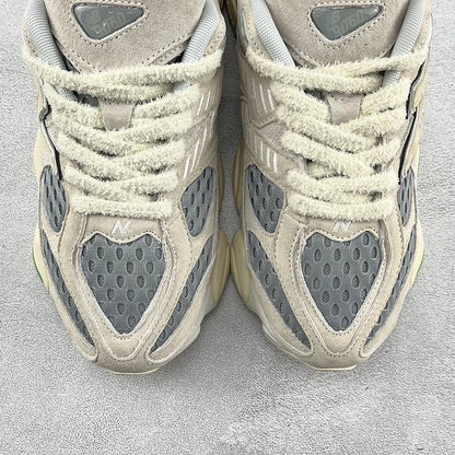 NB 9060 x Bricks & Wood