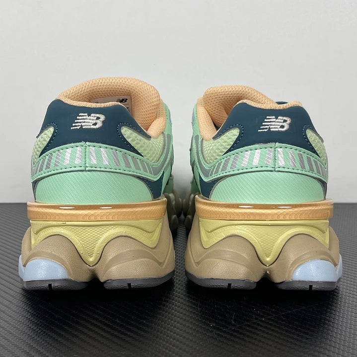NB 9060 Sweetgrass Deep Ocean