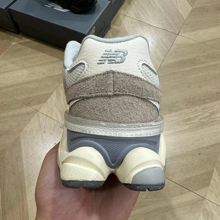 NB 9060 Brown