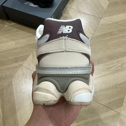 NB 9060 Gray Matter Timberwolf