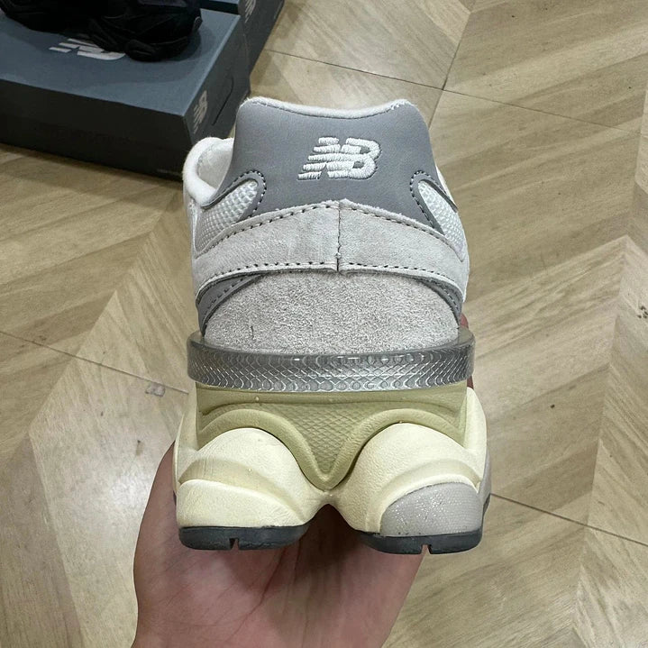 NB 9060 Quartz New