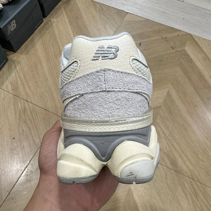 NB 9060 Quartz Grey