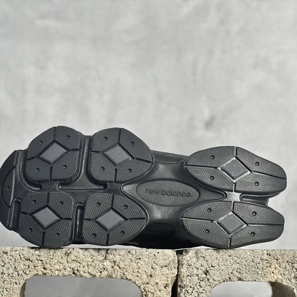 NB 9060 Triple Black