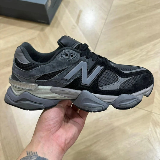 NB 9060 Black Castlerock