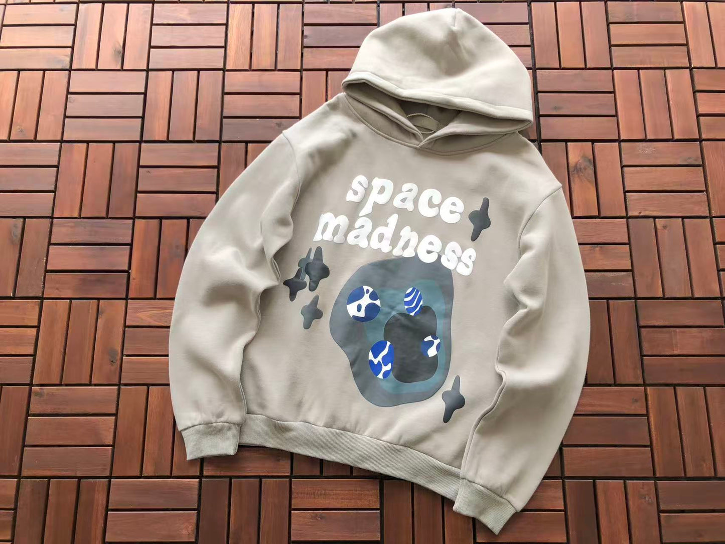 Broken Hodie