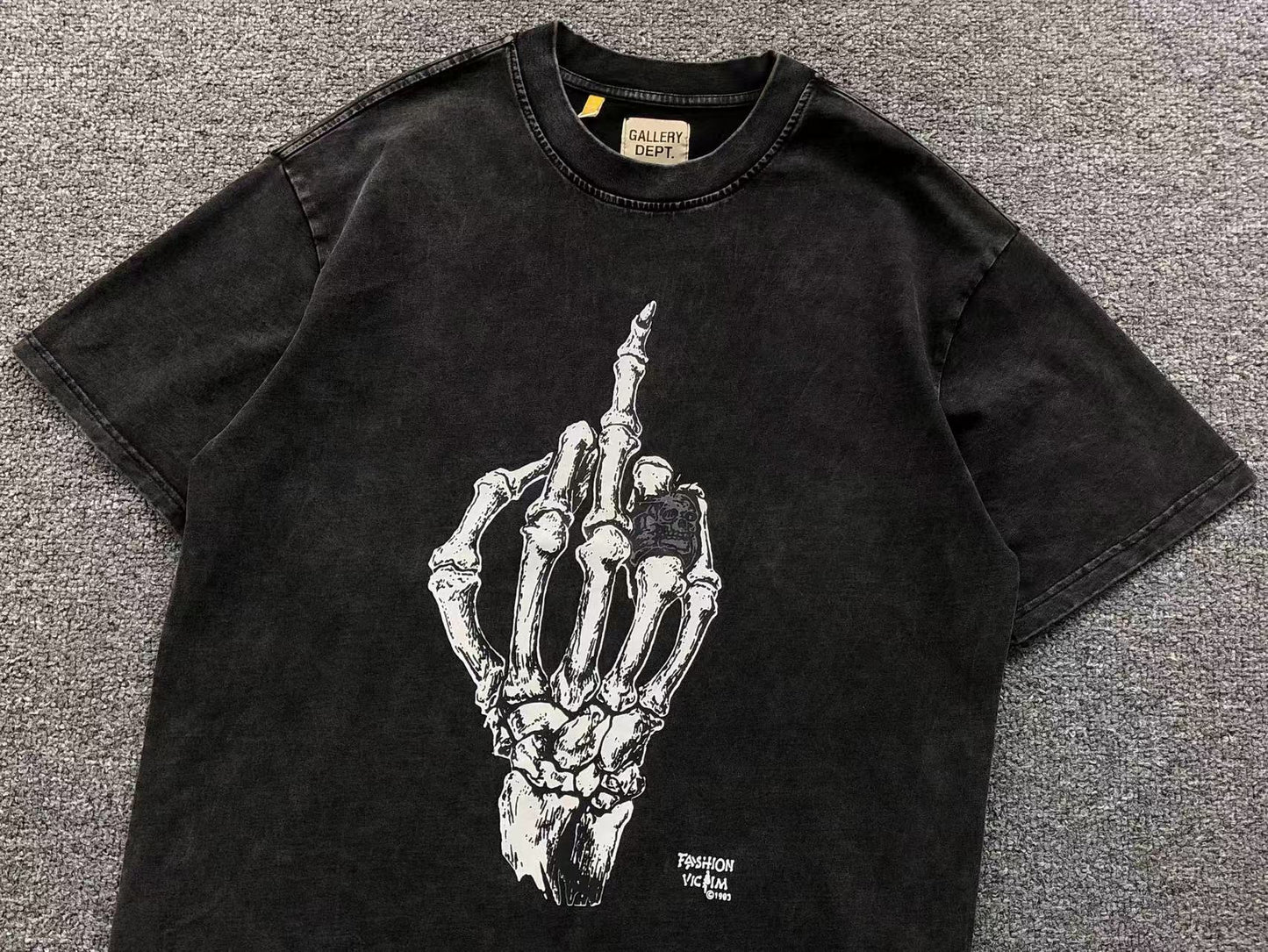 T-shirt GALLERY DEPT