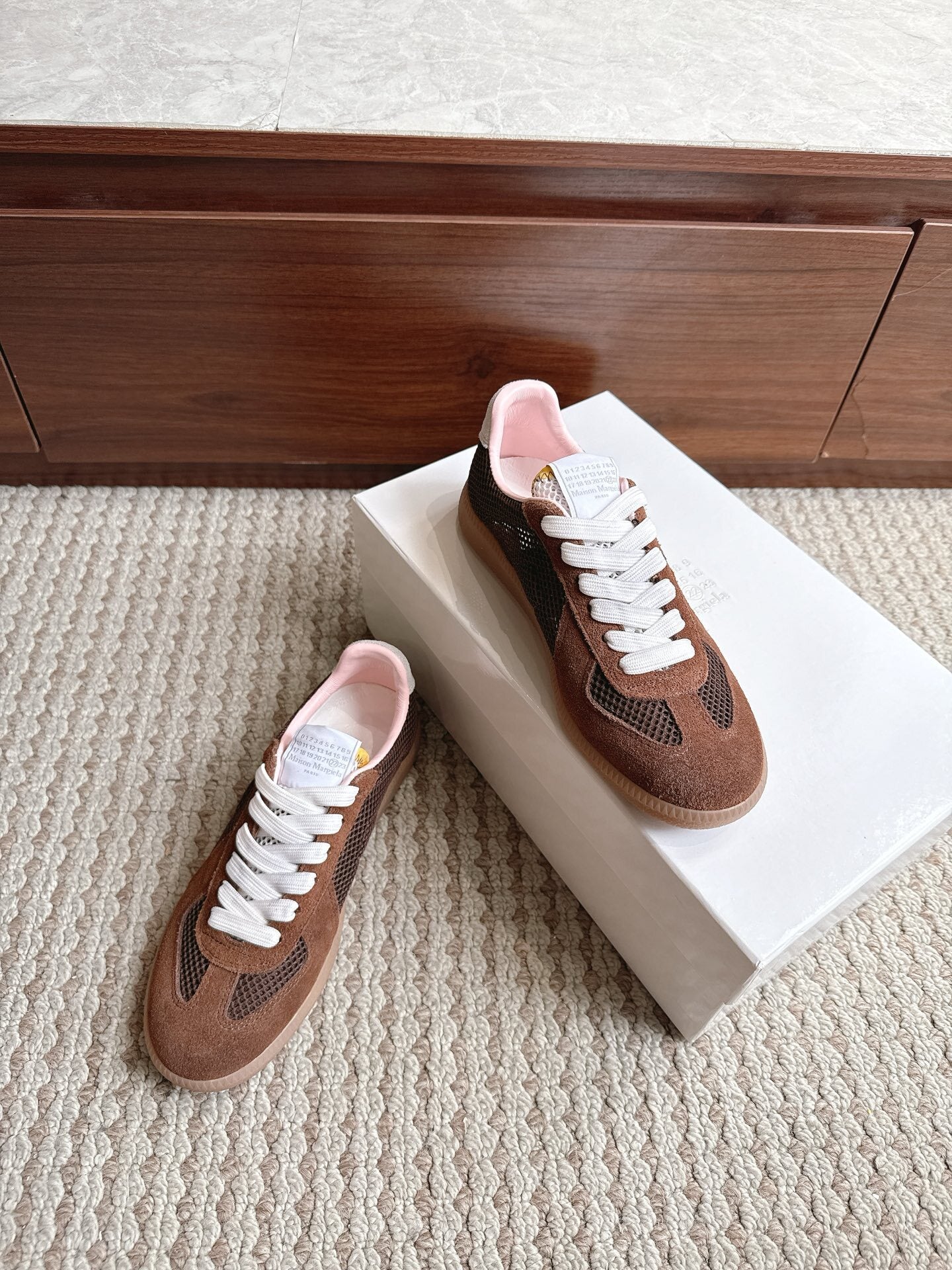 Maison Net Brown
