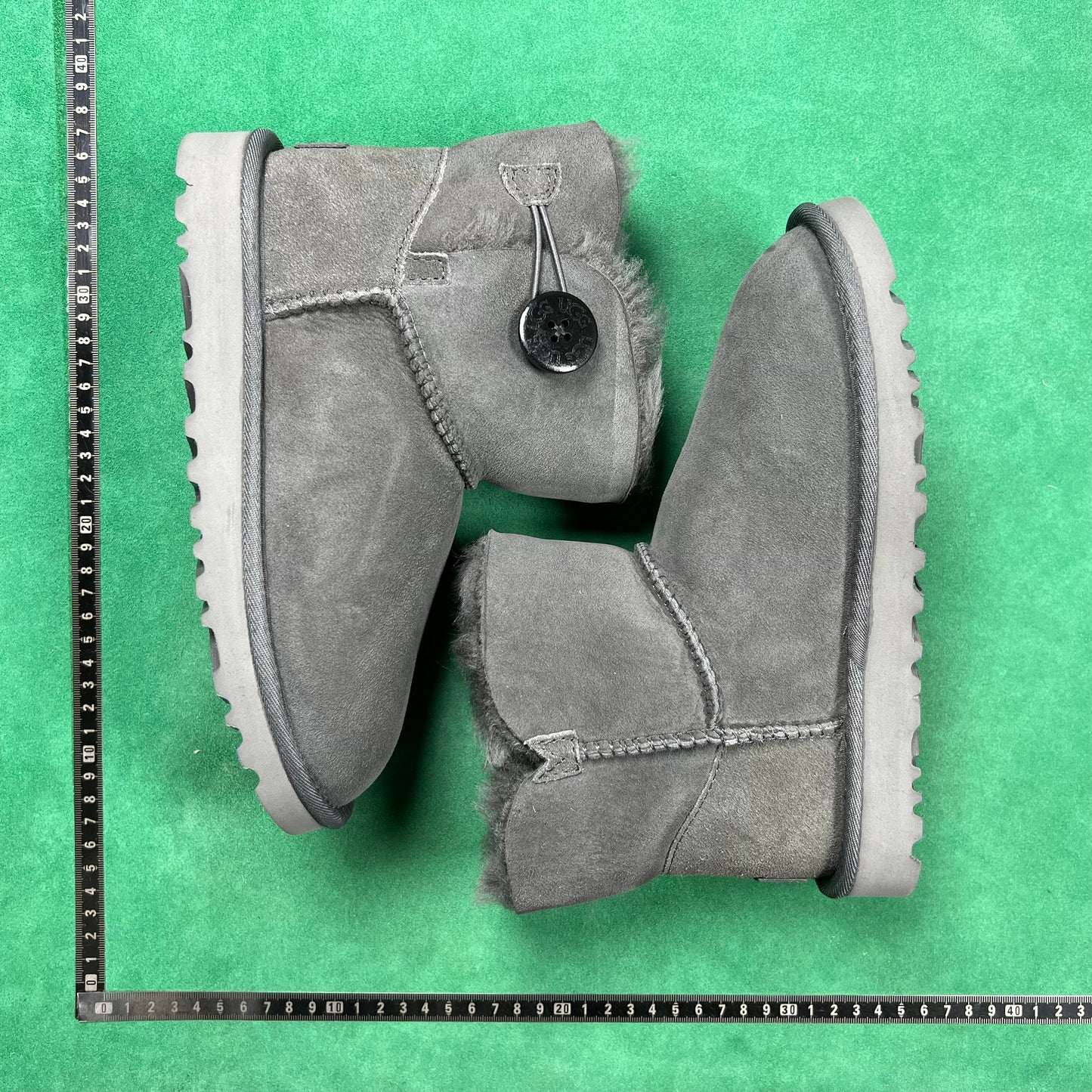 UGG UGG Bailey Mini Bailey Button II Boot