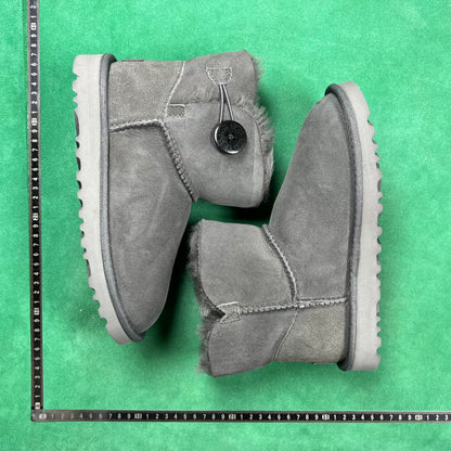 UGG UGG Bailey Mini Bailey Button II Boot