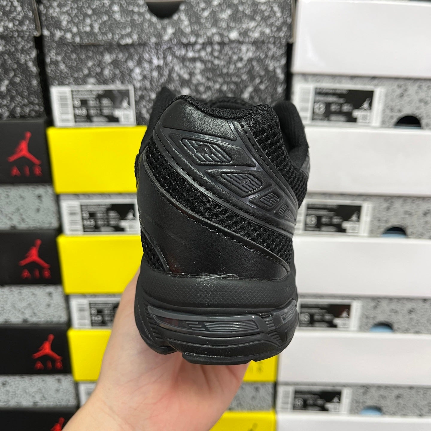 Gel-1130 Black/Graphite Grey