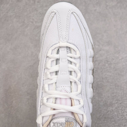 95 White Wolf Grey
