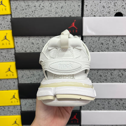 BLG Track Full White