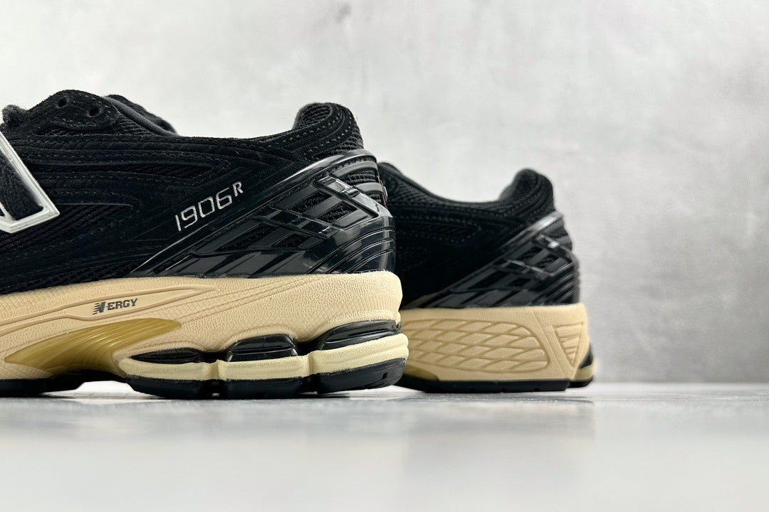 1906 Black Cream