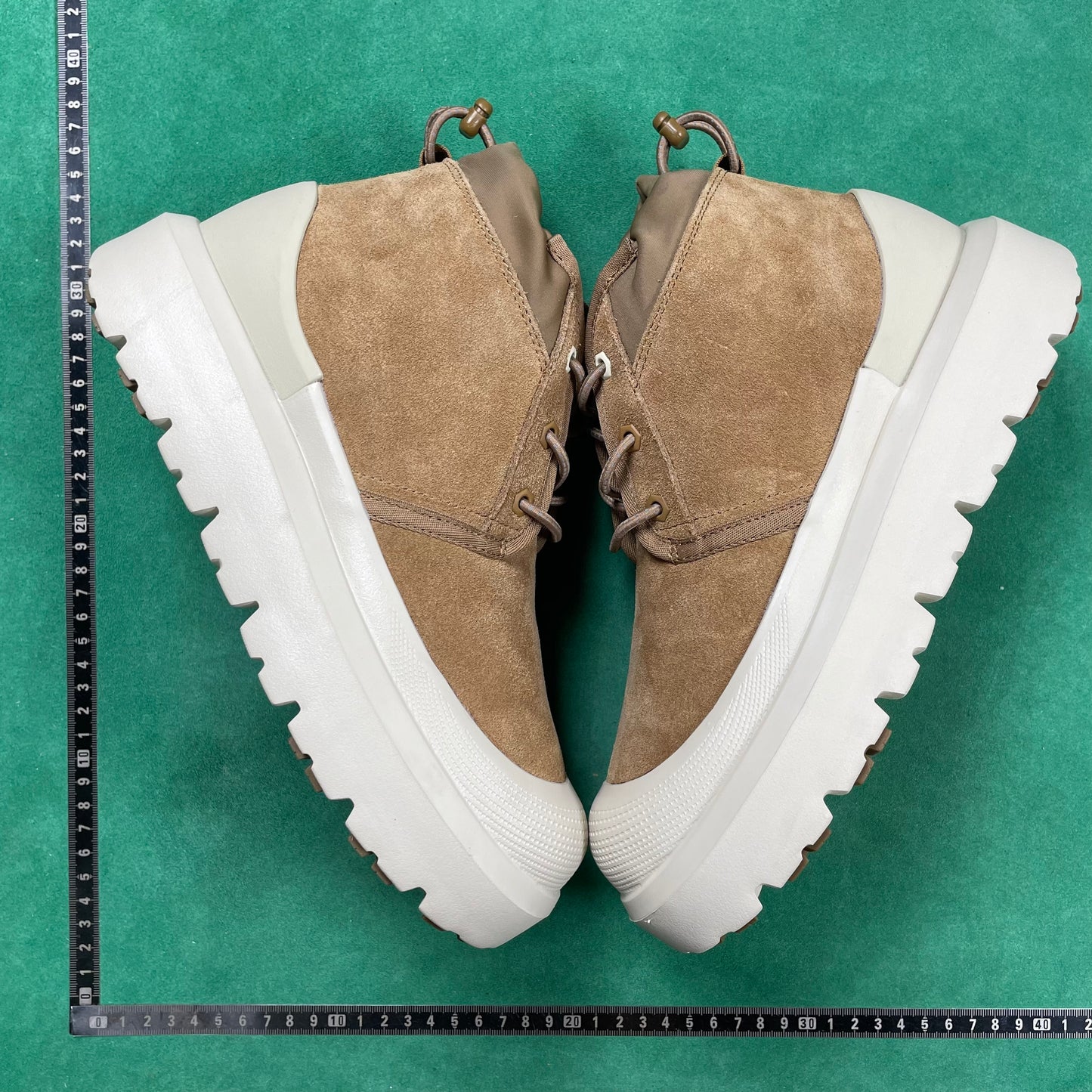 UGG UGG