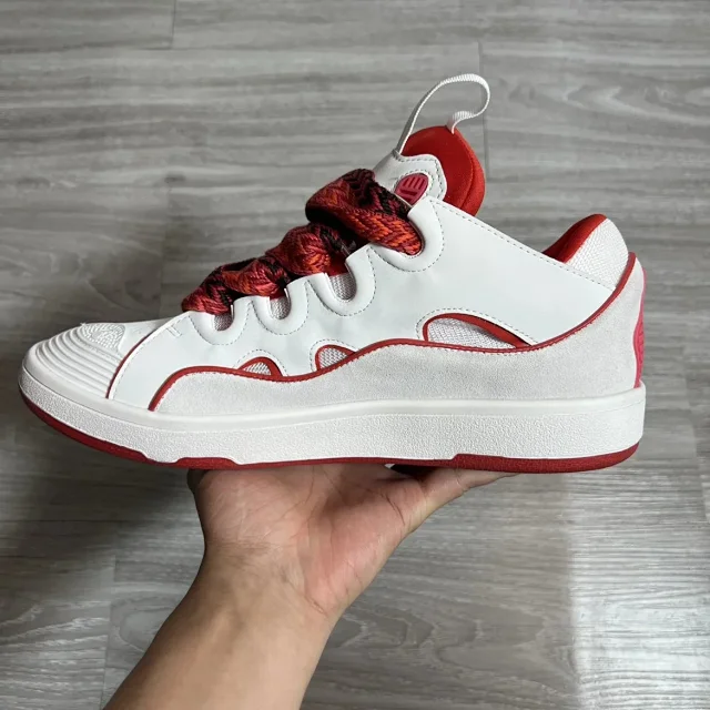 Curb White and Red