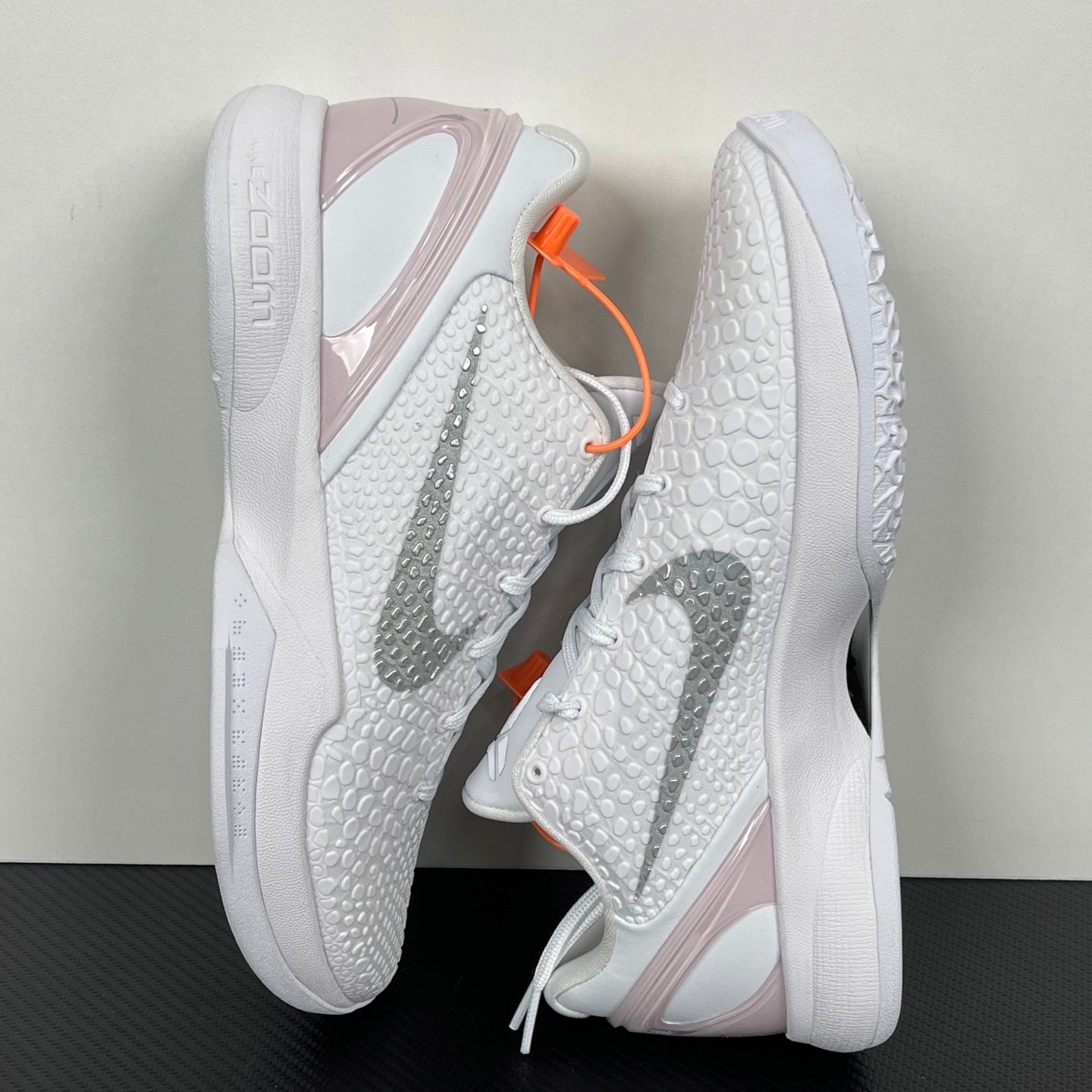 KB6 Proto White