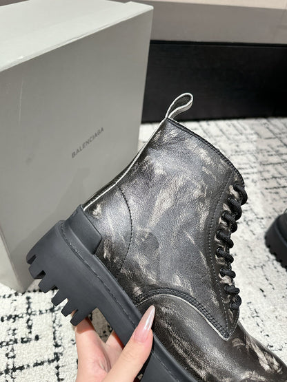 Bulldozer Boots