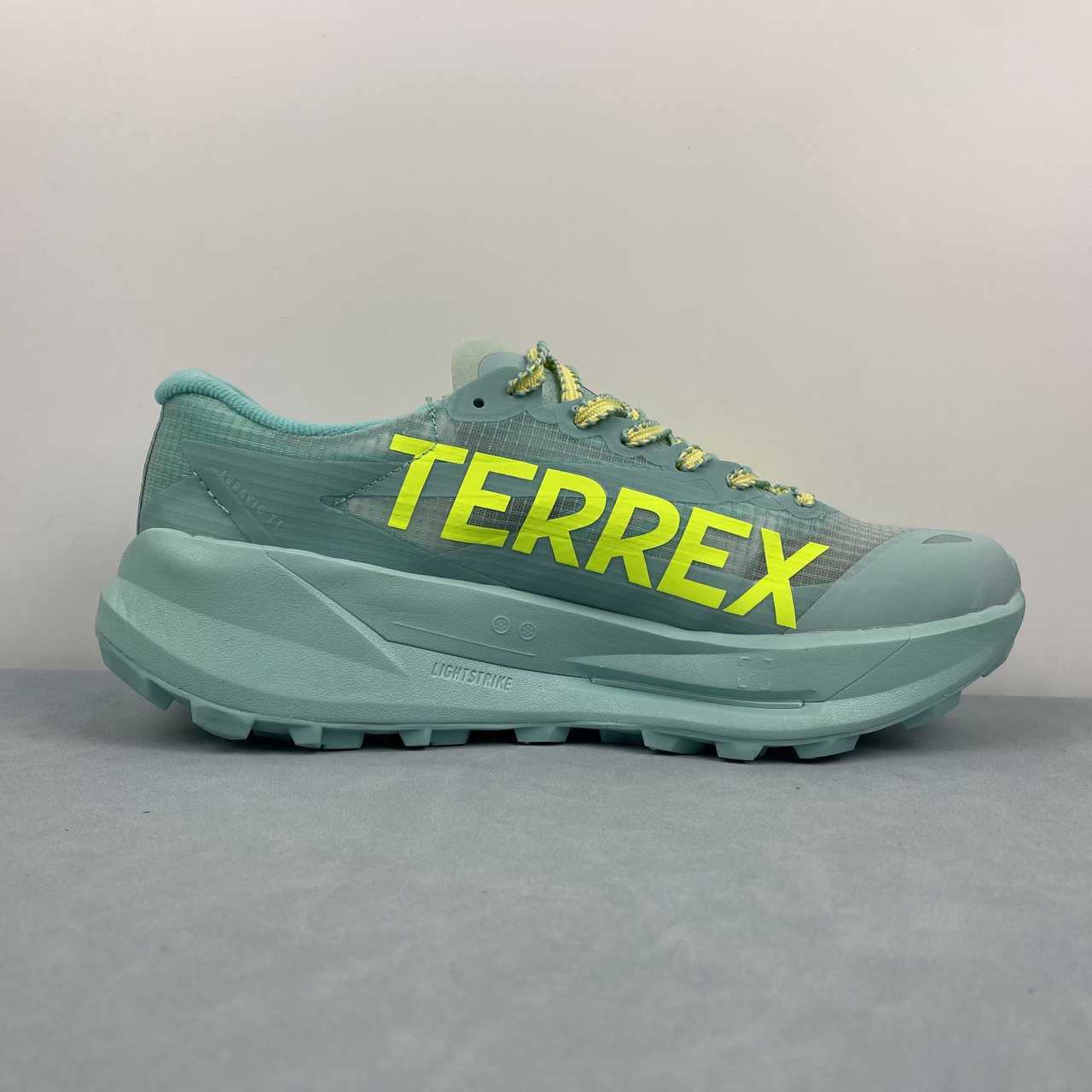 TERREX AGRAVIC TT Water Moon Color / Yellow