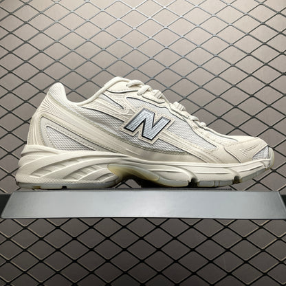 740 Triple Cream / Off-White