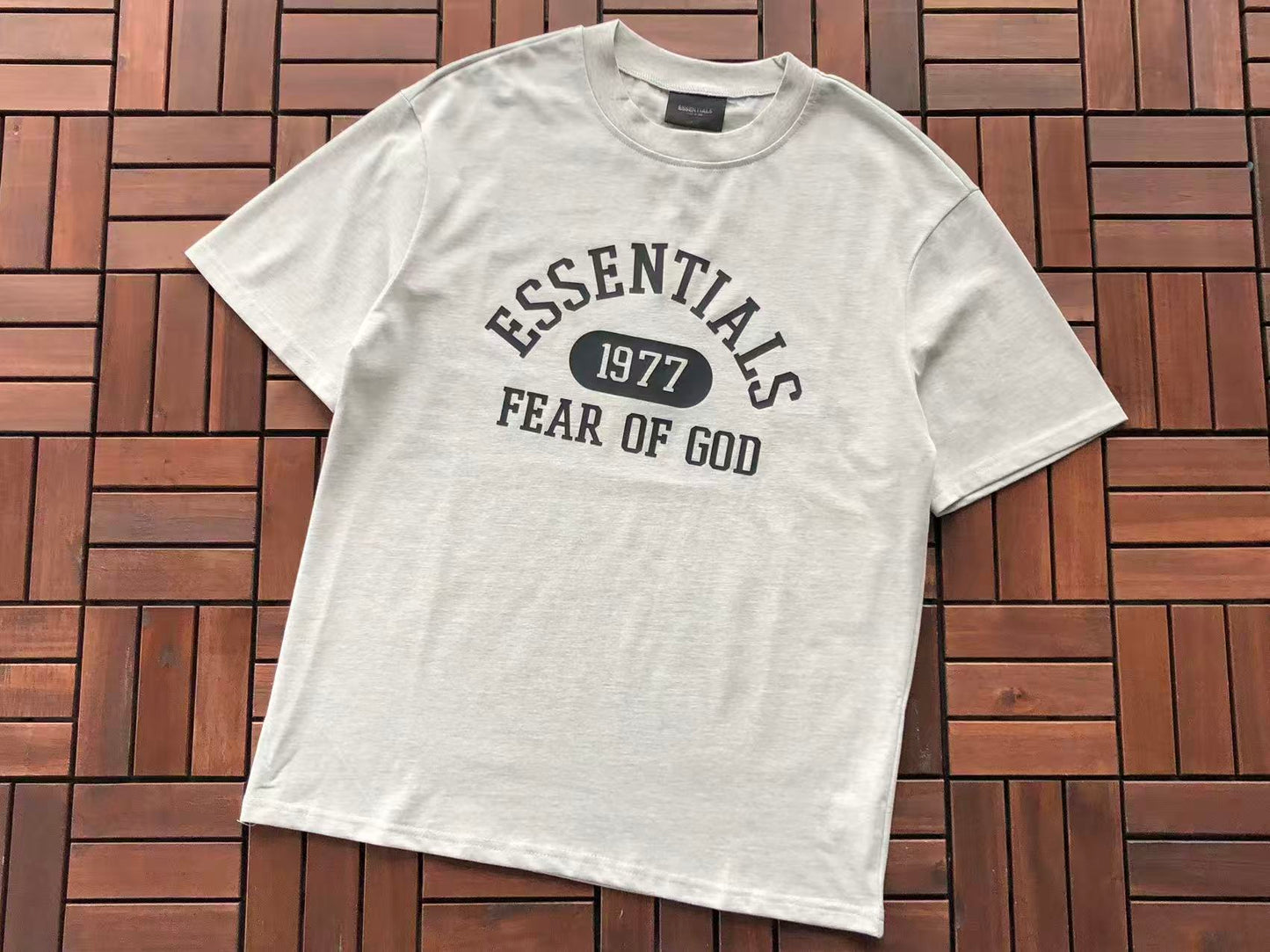 Conjuntos Essentials