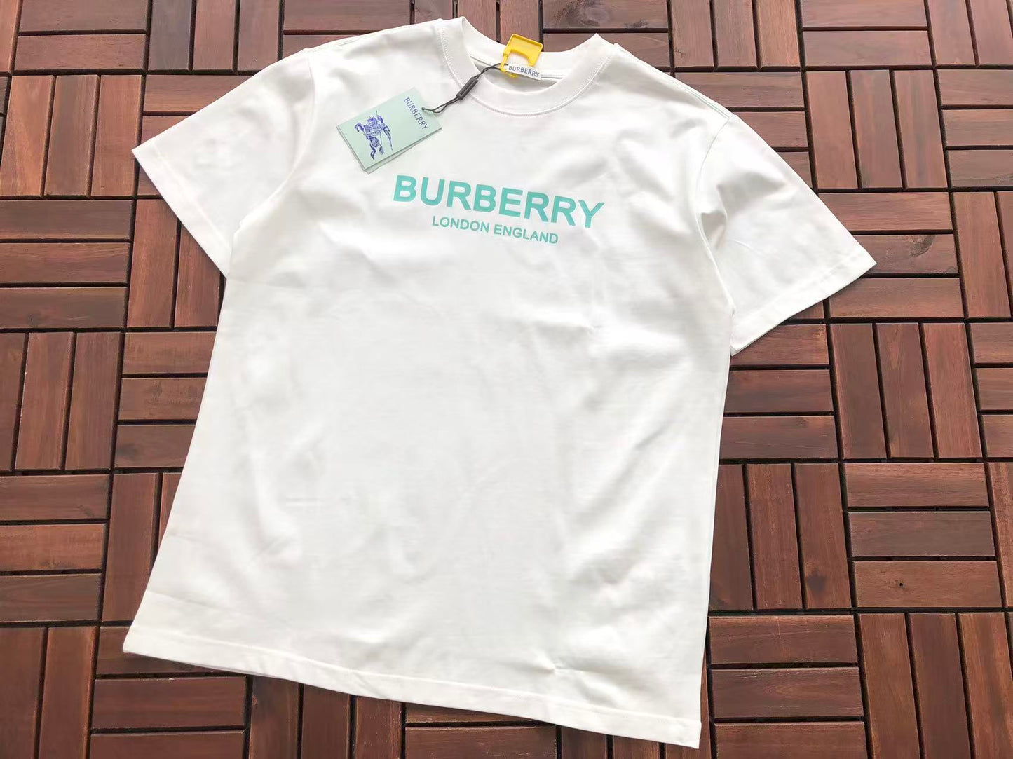 T-Shirts BB