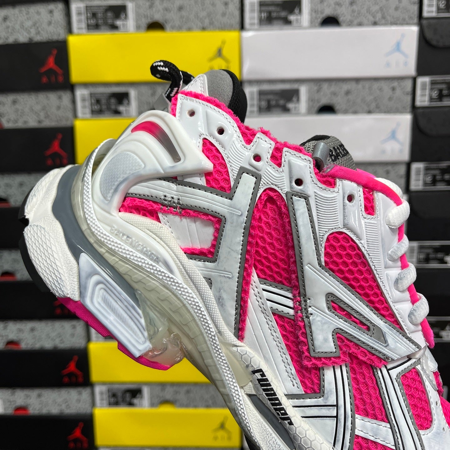 BLG Runner 7.0 White/Pink/Grey