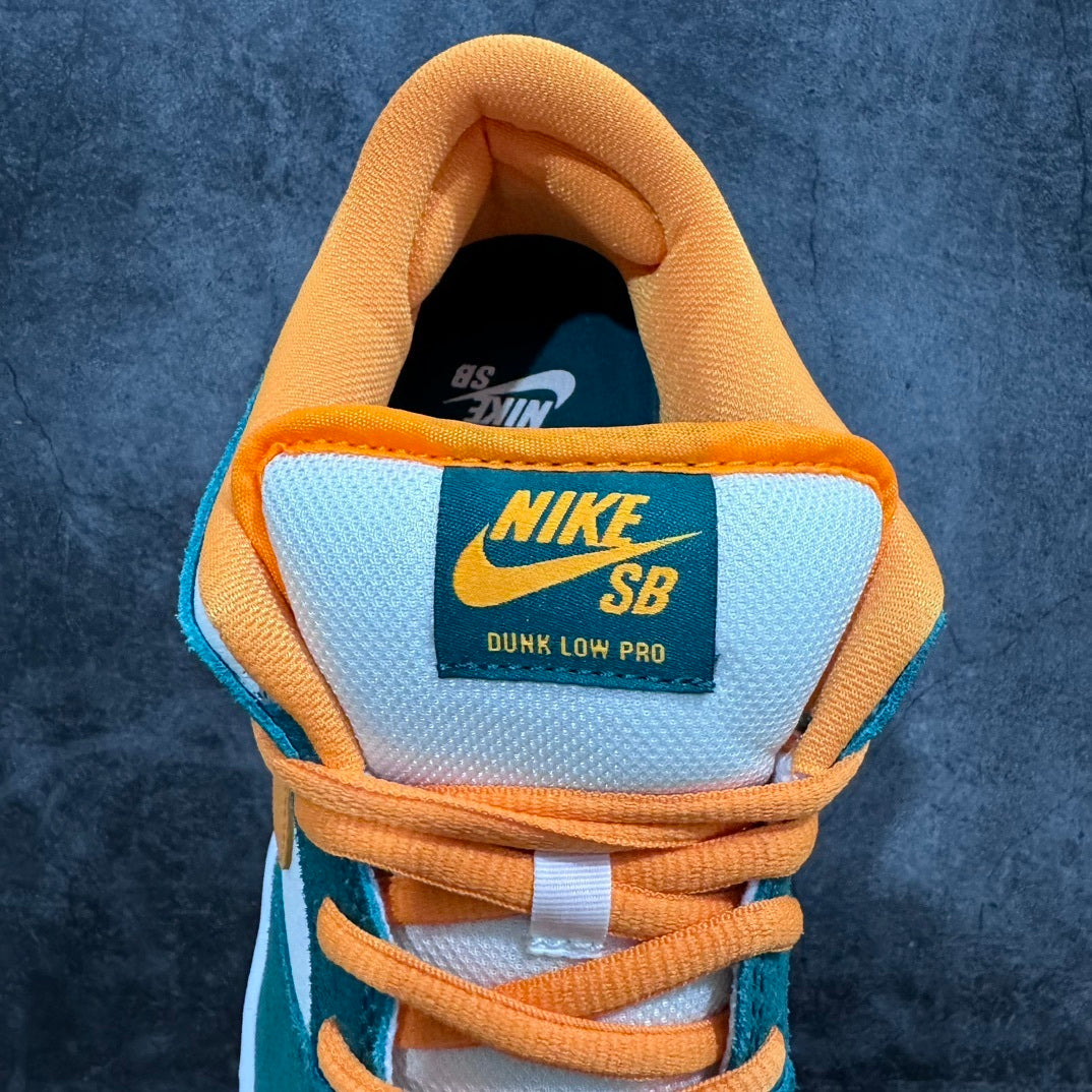 Dunk SB Legion Pine Kumquat