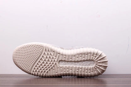 Boost 750 Gray/Light Brown
