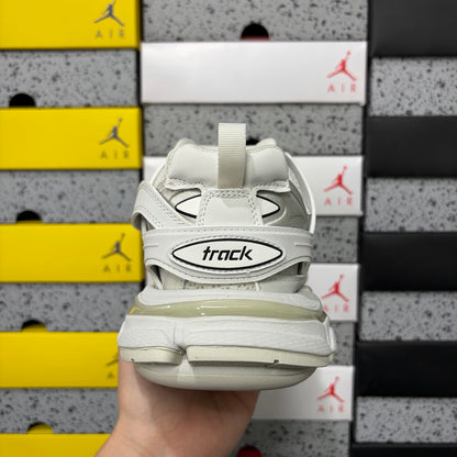 BLG Track White
