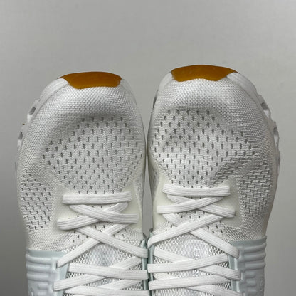 Cloudswift 3 White